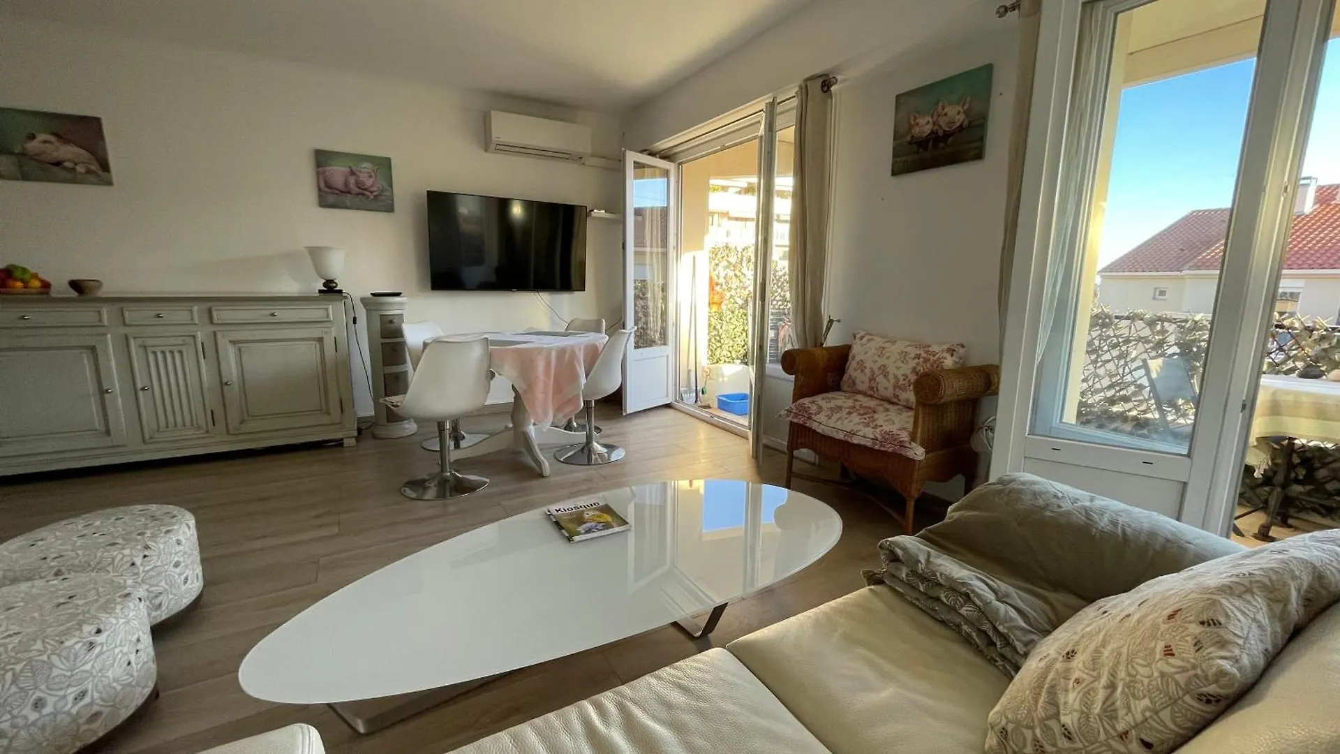 קאן 3 Pieces Agreable, Confortable דירה