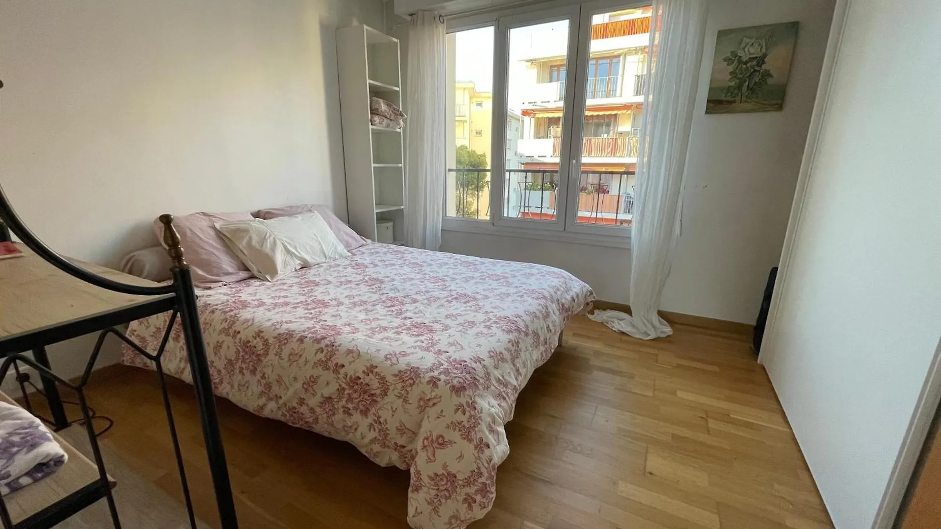 3 Pieces Agreable, Confortable Cannes Franciaország